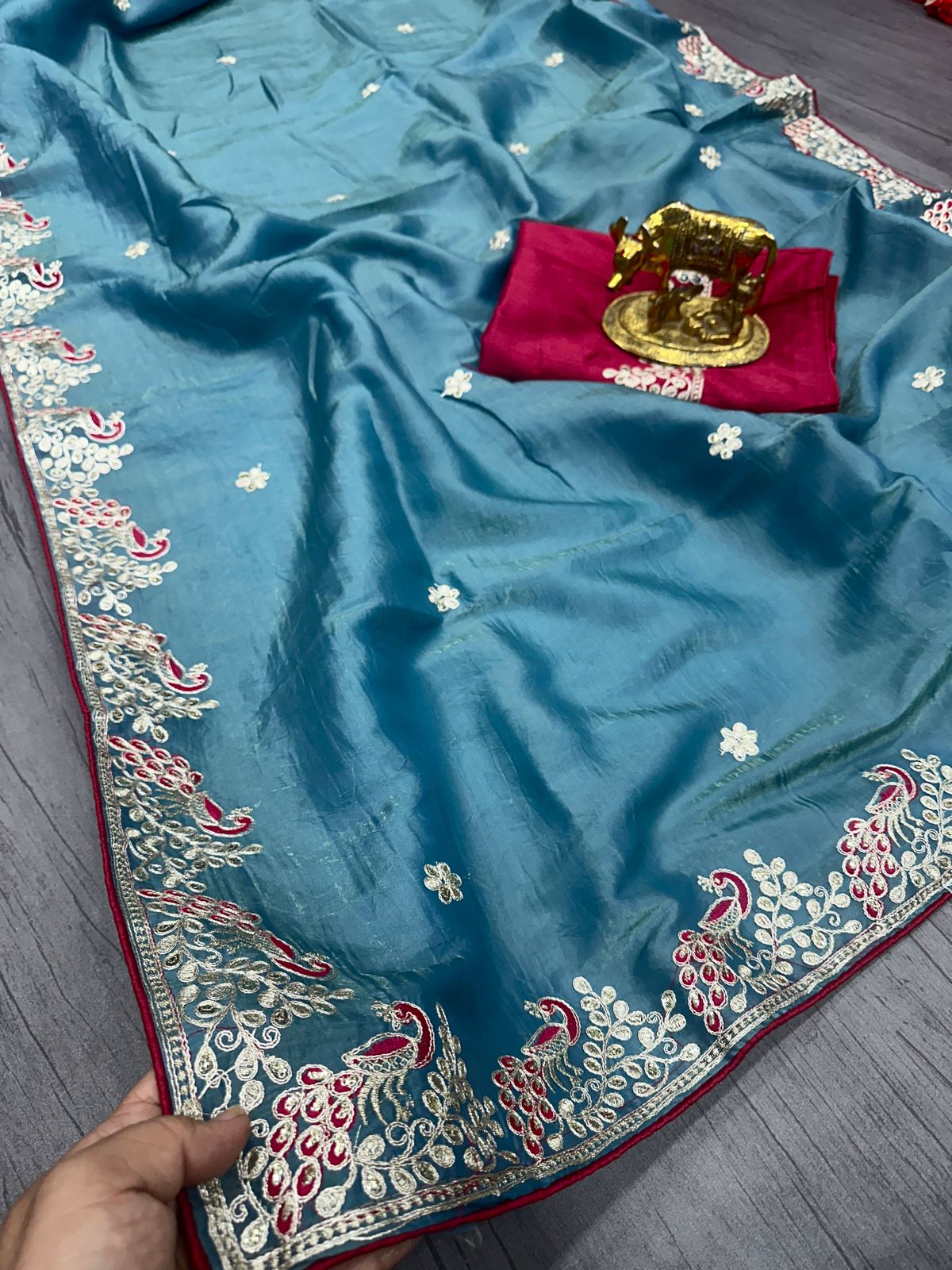 PRD003 Fancy  Gold crush saree