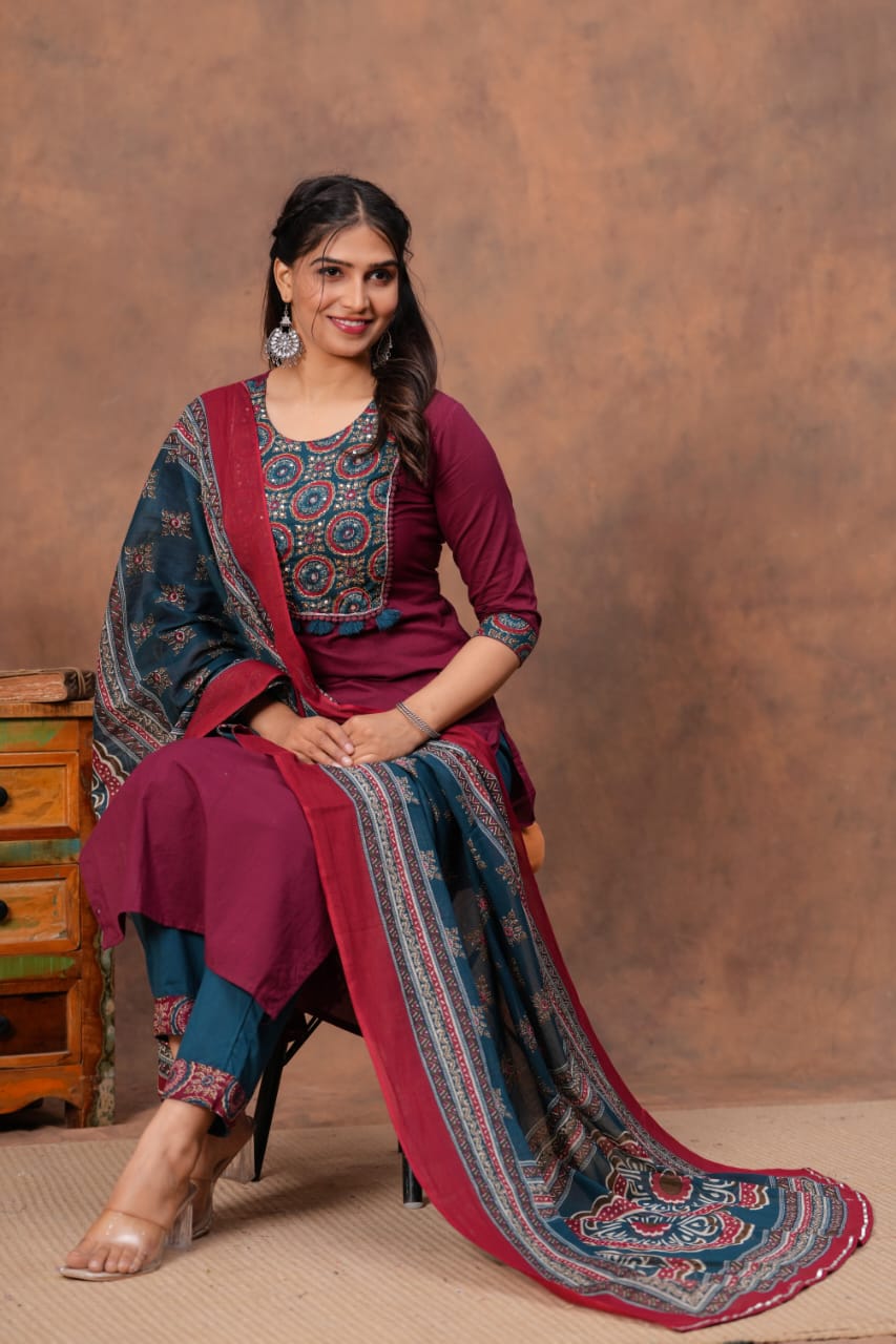 RJC001 Cotton straight kurti,pant, dupatta sets