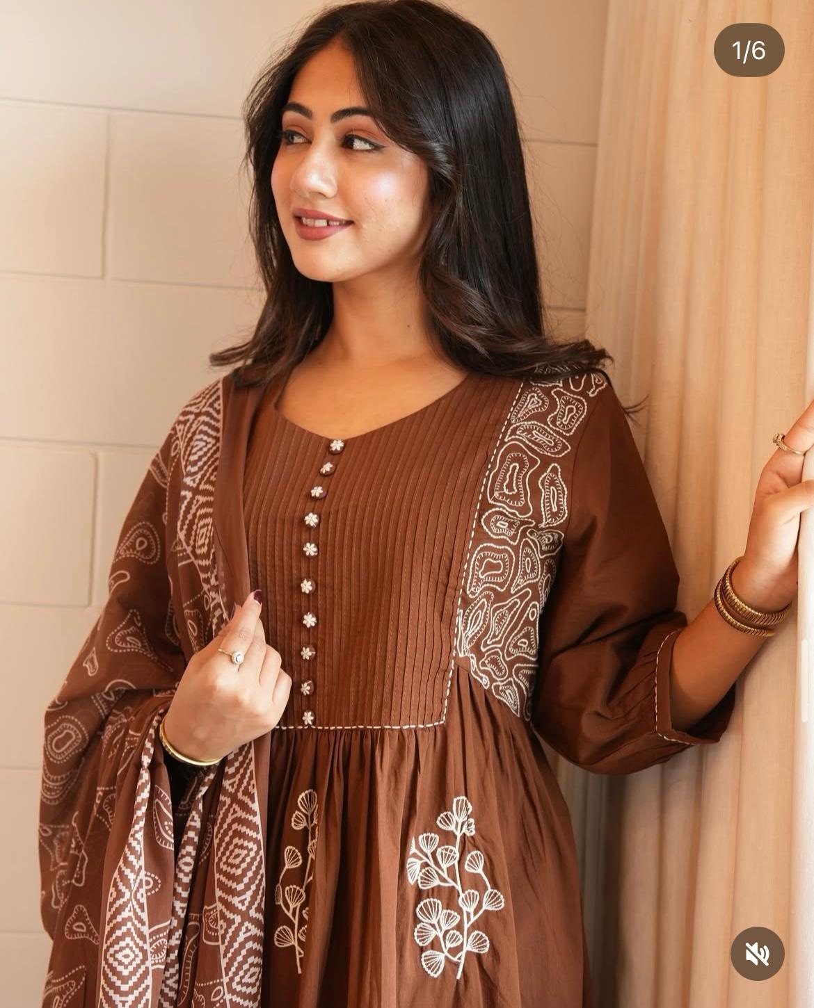 RJC002 New Anarkali kurta set with Cotton Pant & Malmal Dupatta with tier pattern