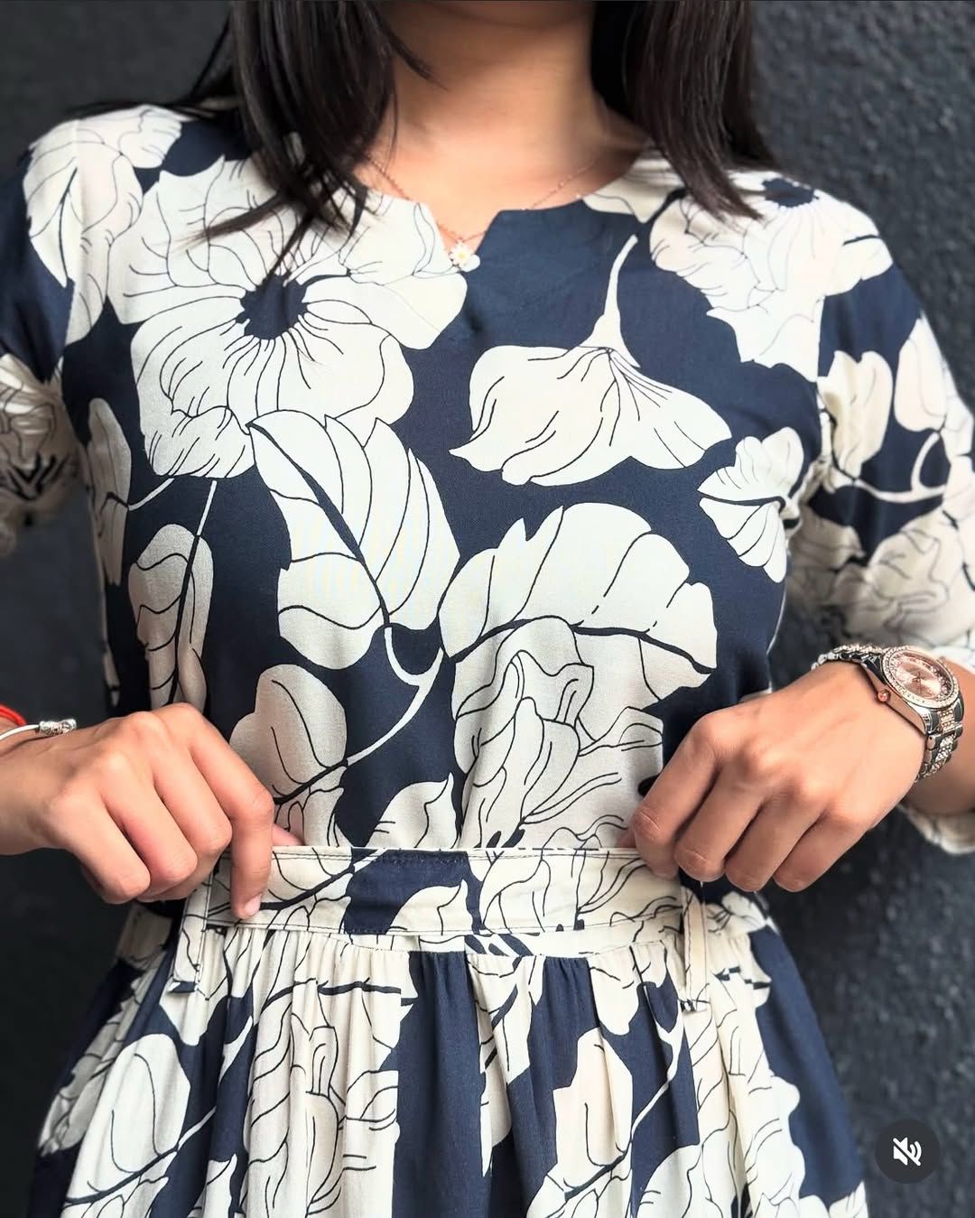RJC003  Look pretty & stylish & walk in comfort with our New print Midi with stylish 3/4 sleeves set perfect for your wardrobe