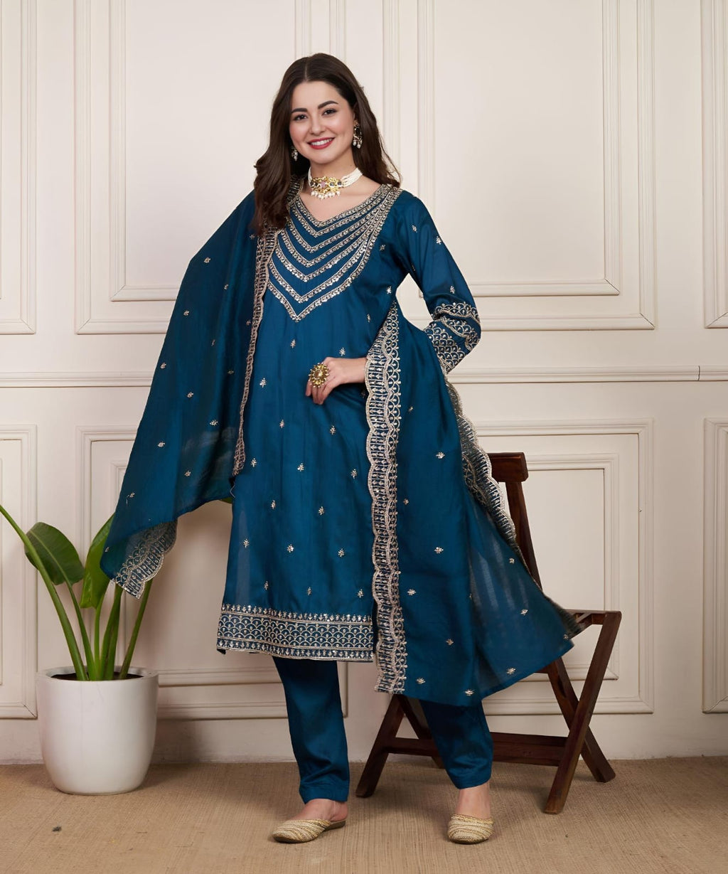 PRD0025 Ready to Wear Chanderi Silk Party Wear Suit – Dazzle with Elegance