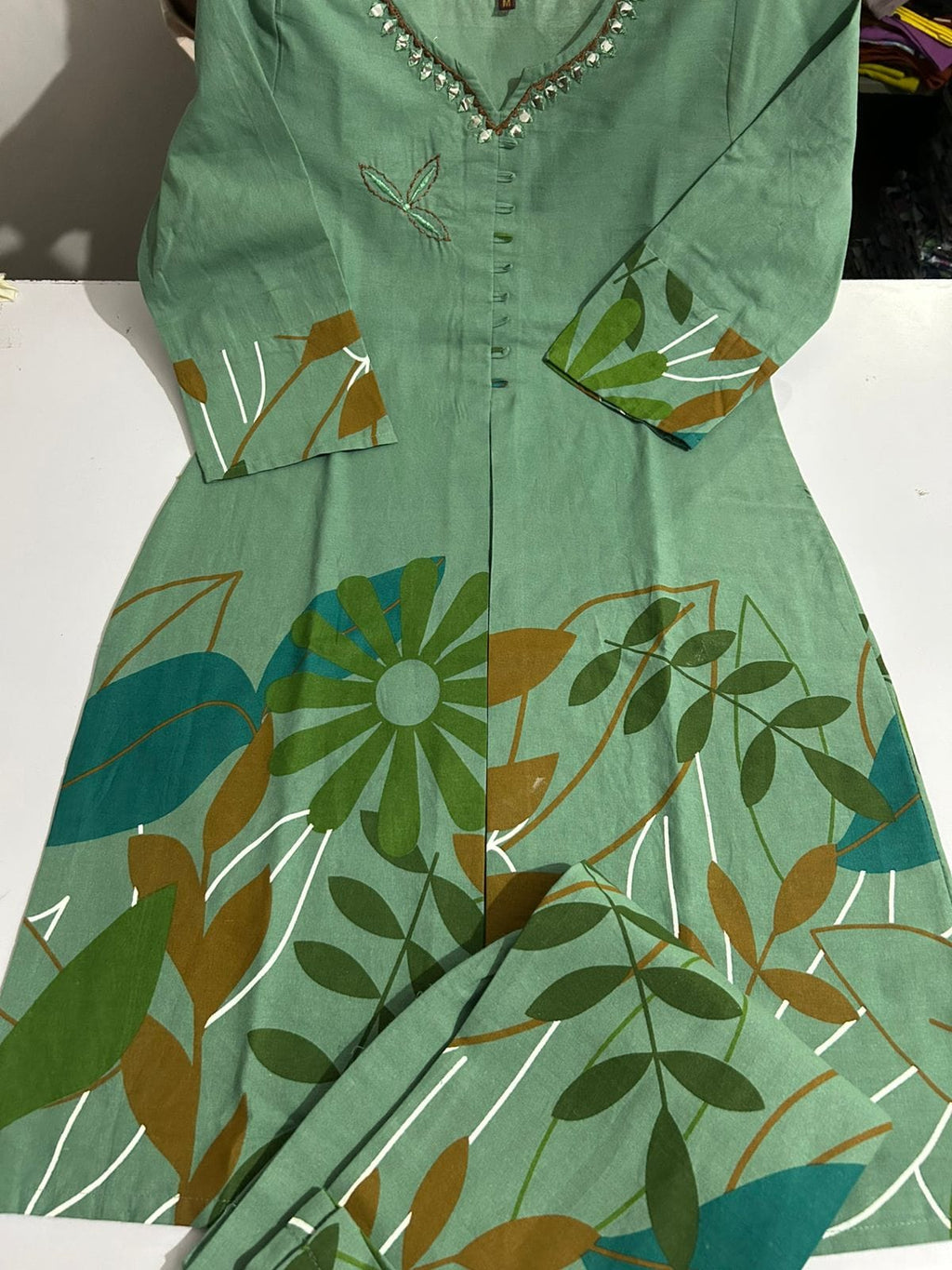 RHS003 Cotton flex premium quality premium hand embroidery on kurta