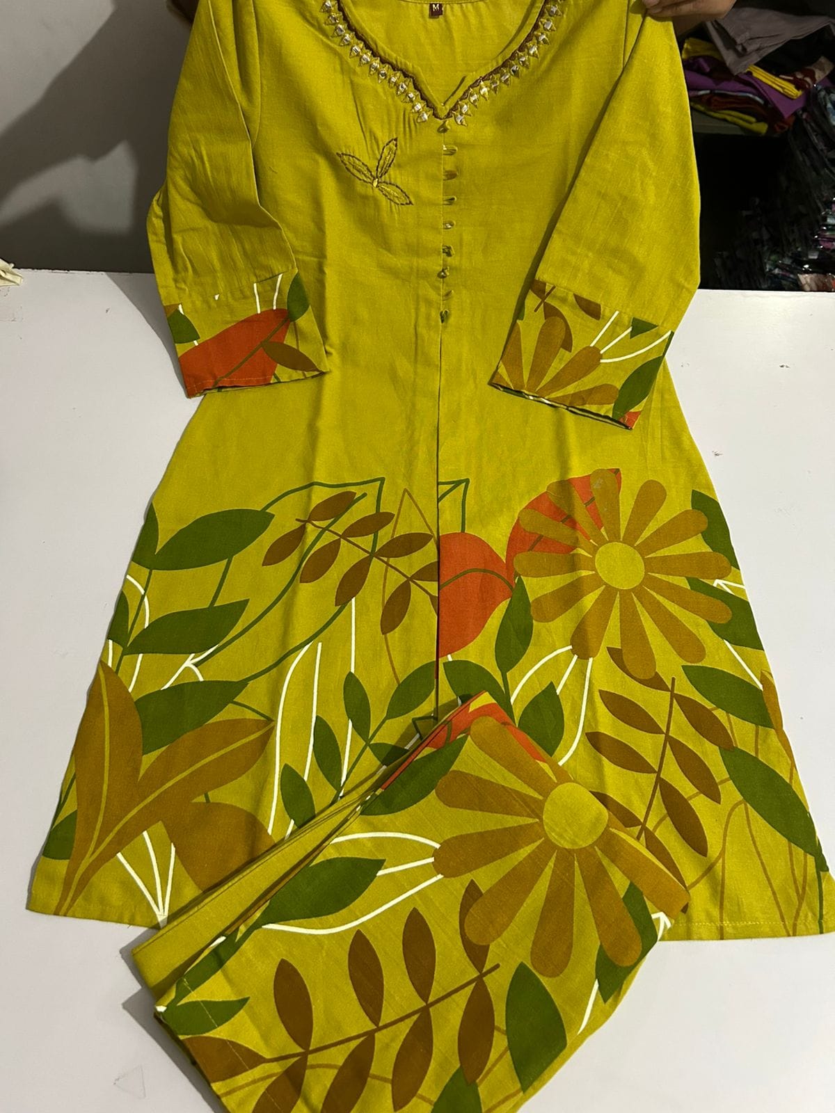 RHS003 Cotton flex premium quality premium hand embroidery on kurta