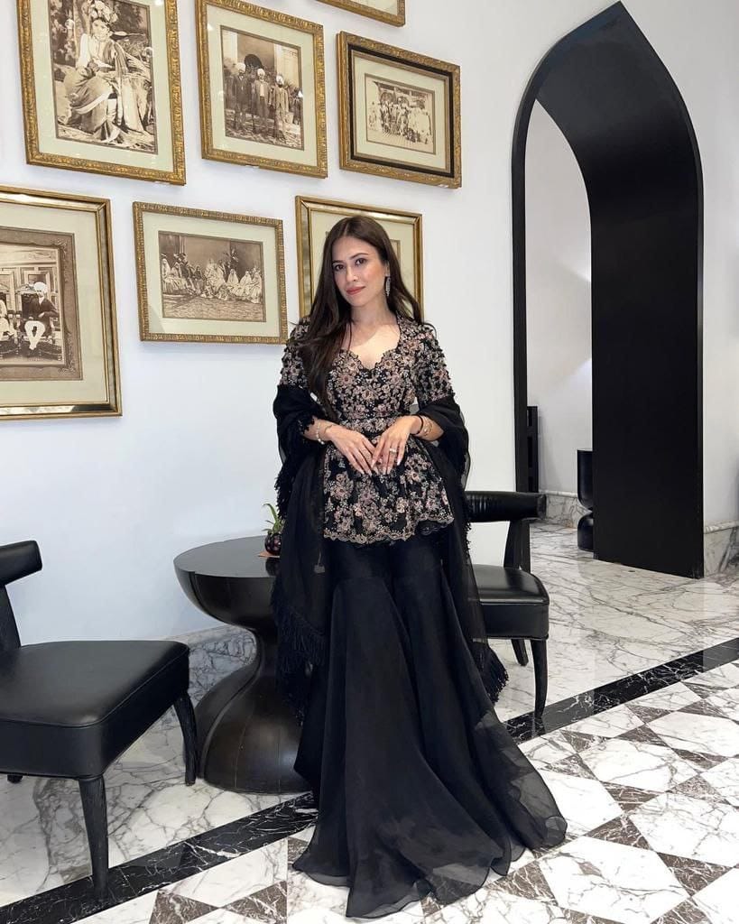 PRD0028 TRENDY BLACK COLOR SHARARA SET