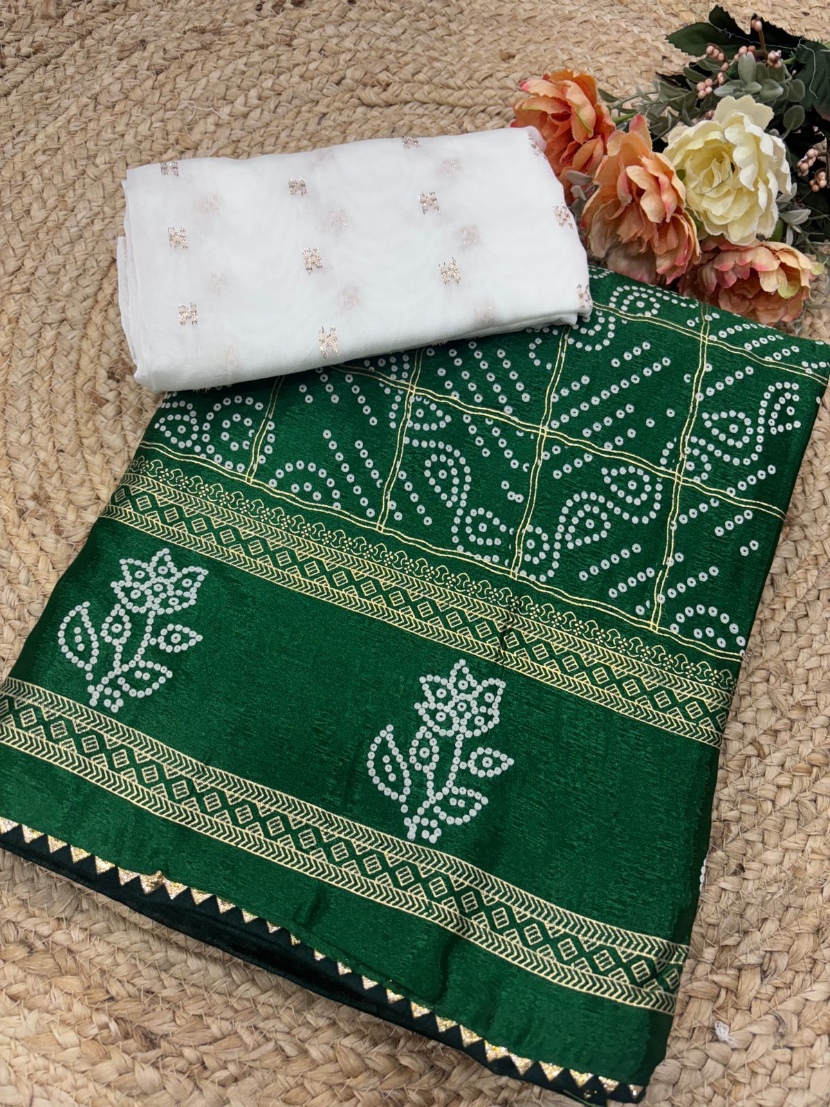 PRD0033 Premium silk foil Saree with temple border over the Saree