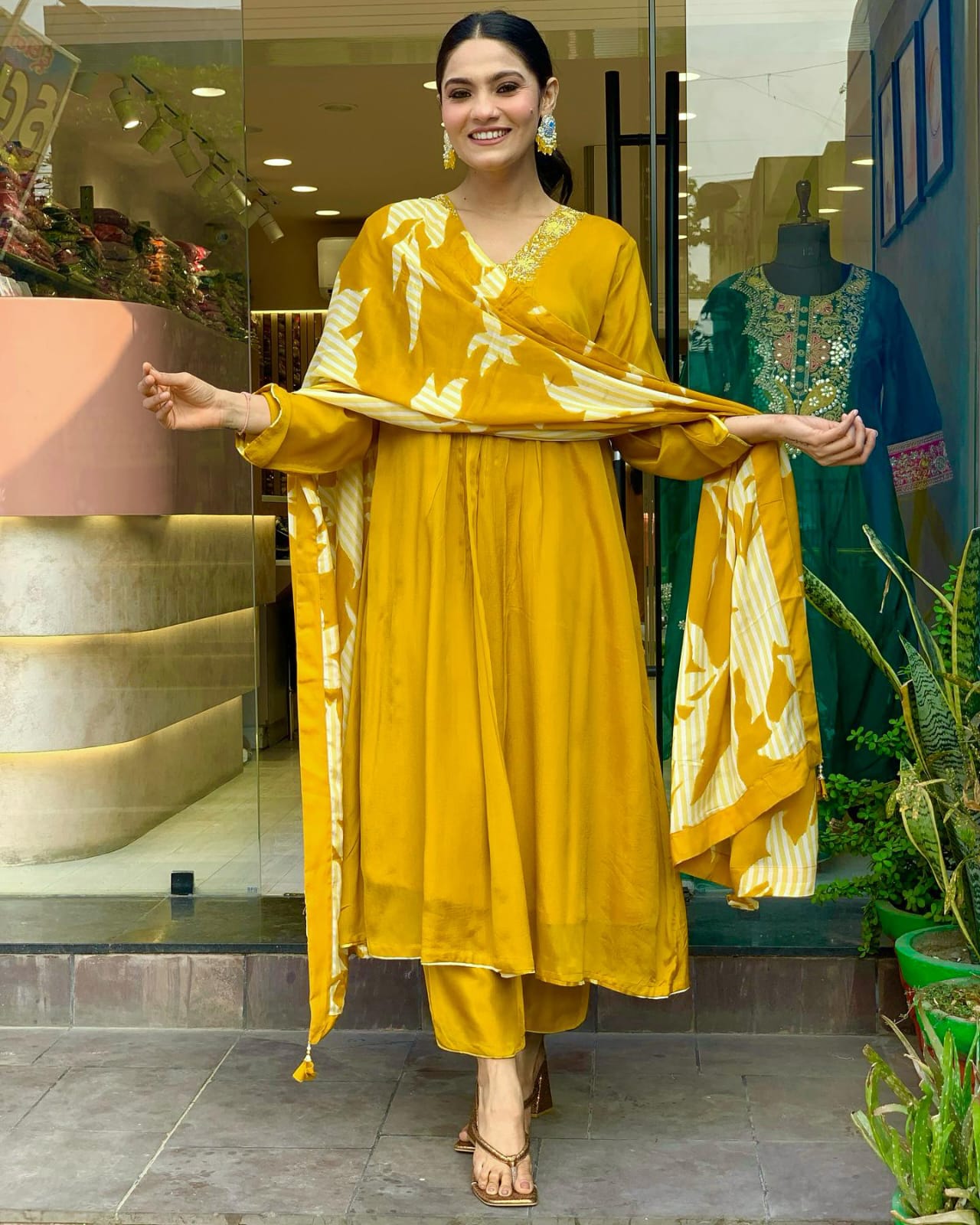 PRD0055 Introducing New 3 pcs set for party wear
