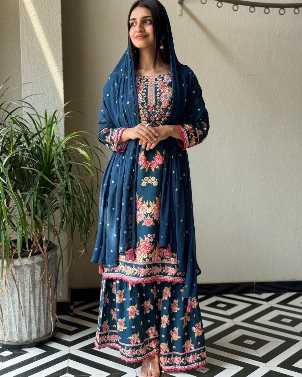 PRD0031 NEW LUNCH DESIGNER DIGITAL PRINT WITH HANDWORK SUIT