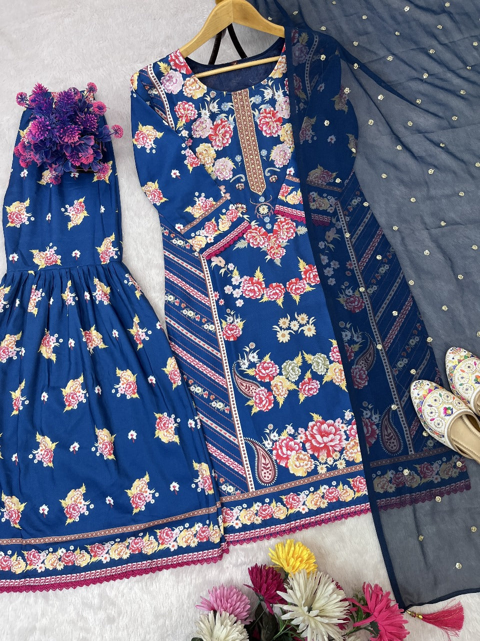 PRD0031 NEW LUNCH DESIGNER DIGITAL PRINT WITH HANDWORK SUIT