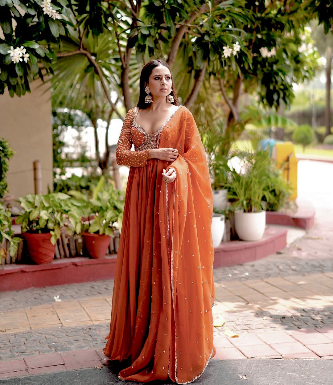 PRD0063 ENHANCE THE BEAUTY OF YOUR WARDROBE WITH THIS NEWLY LAUNCHED DESIGNER GOWN WITH ELEGANT DUPATTA