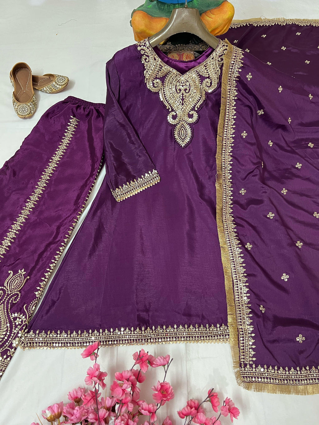 PRD0080  ENHANCE THE BEAUTY OF YOUR WARDROBE WITH THIS NEWLY LAUNCHED FLAIRED KURTI-PLAZZO SET