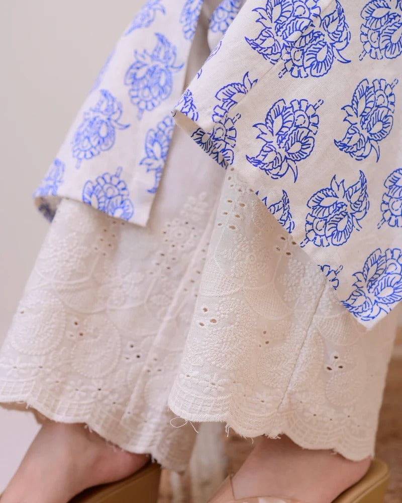 PRD0056 Our Exclusive Collection is here to add a touch of tradition to your wardrobe.