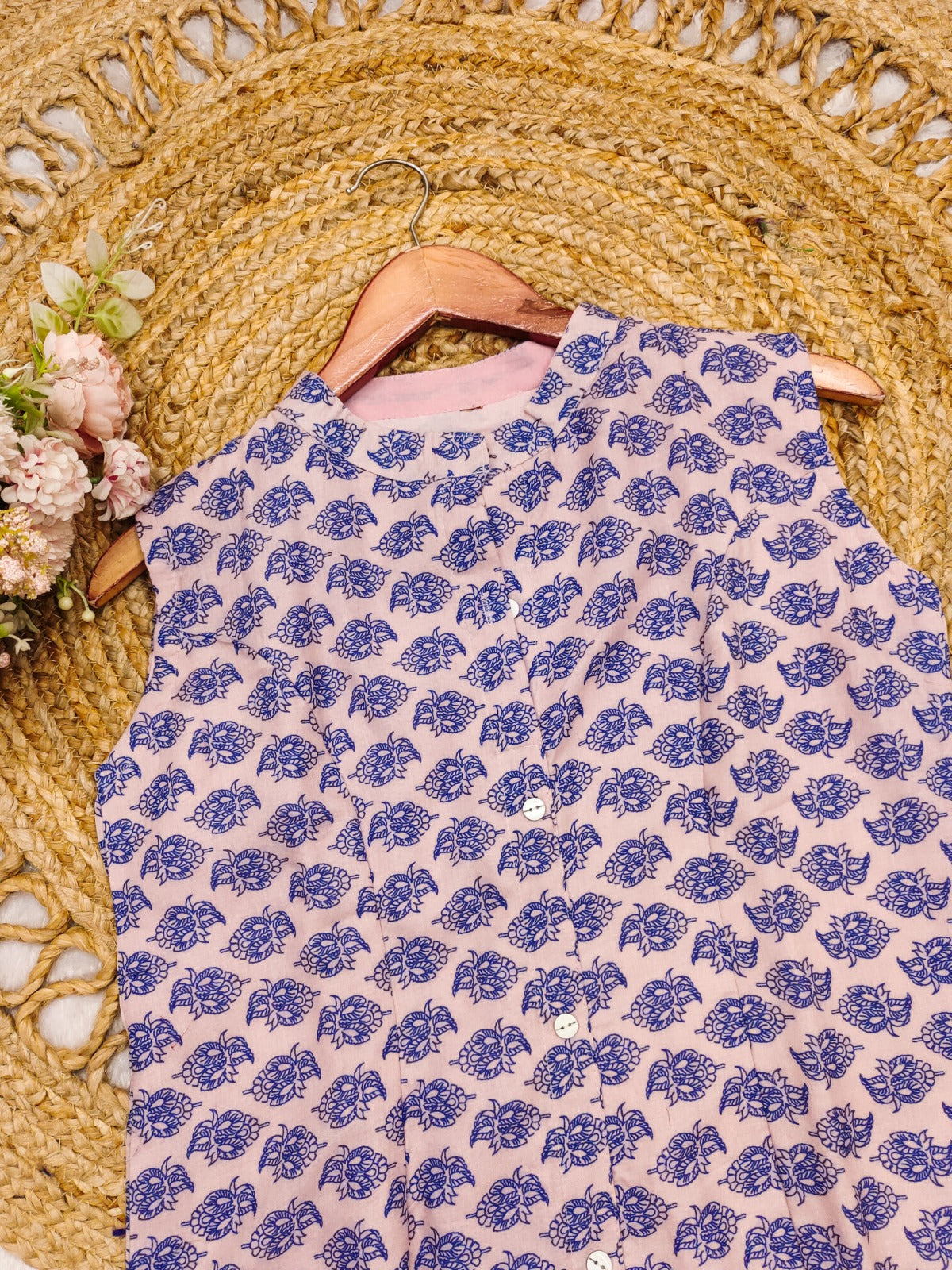 PRD0058 Our Exclusive Collection is here to add a touch of tradition to your wardrobe.