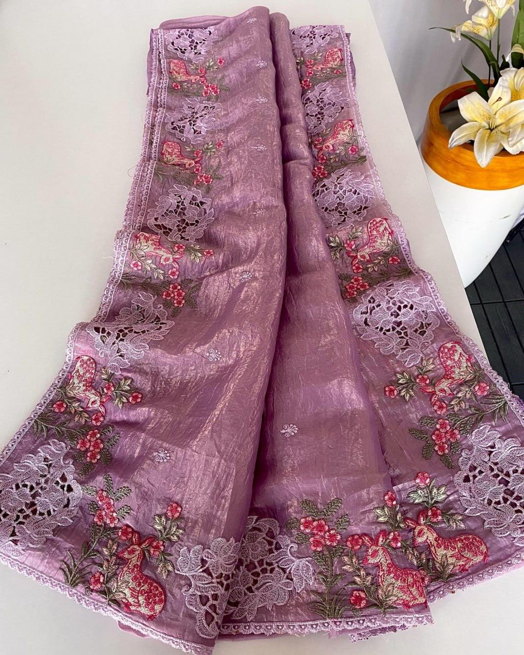 PRD0094 Elegant Gold Crush Saree
