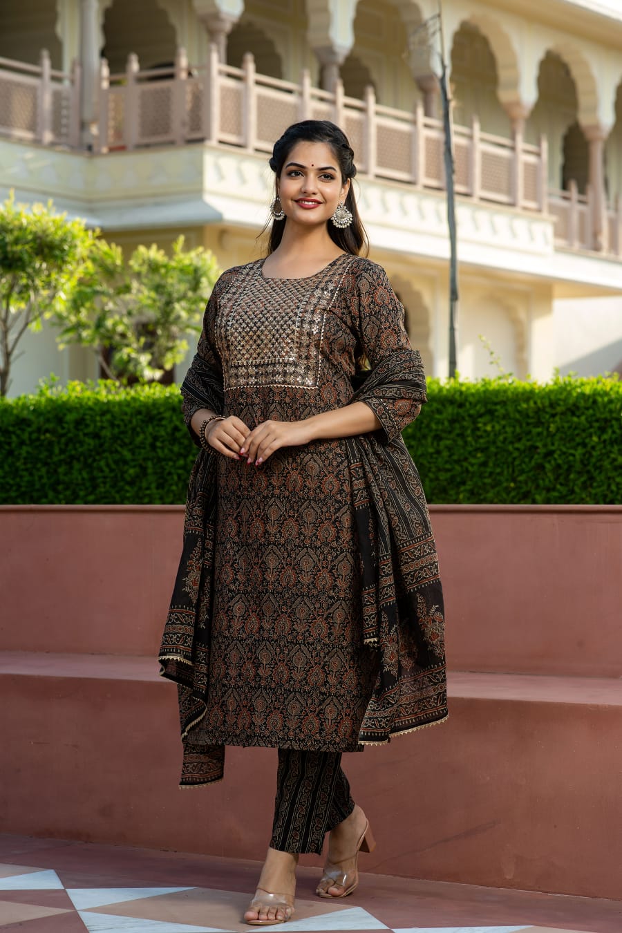 JKM0029 CLASSY AJRAKHS BEING ALL TIME FAVOURITE AND THIS BEAUTIFUL CRAFTED PIECE WILL SURELY MUST HAVE THIS FESTIVE SEASON