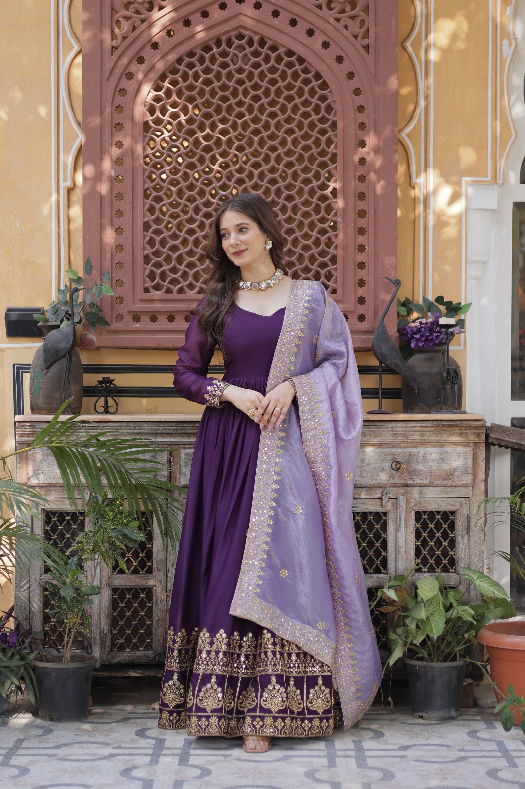 PRD00102 PREMIUM DESIGNER READYMADE GOWN COLLECTIONS