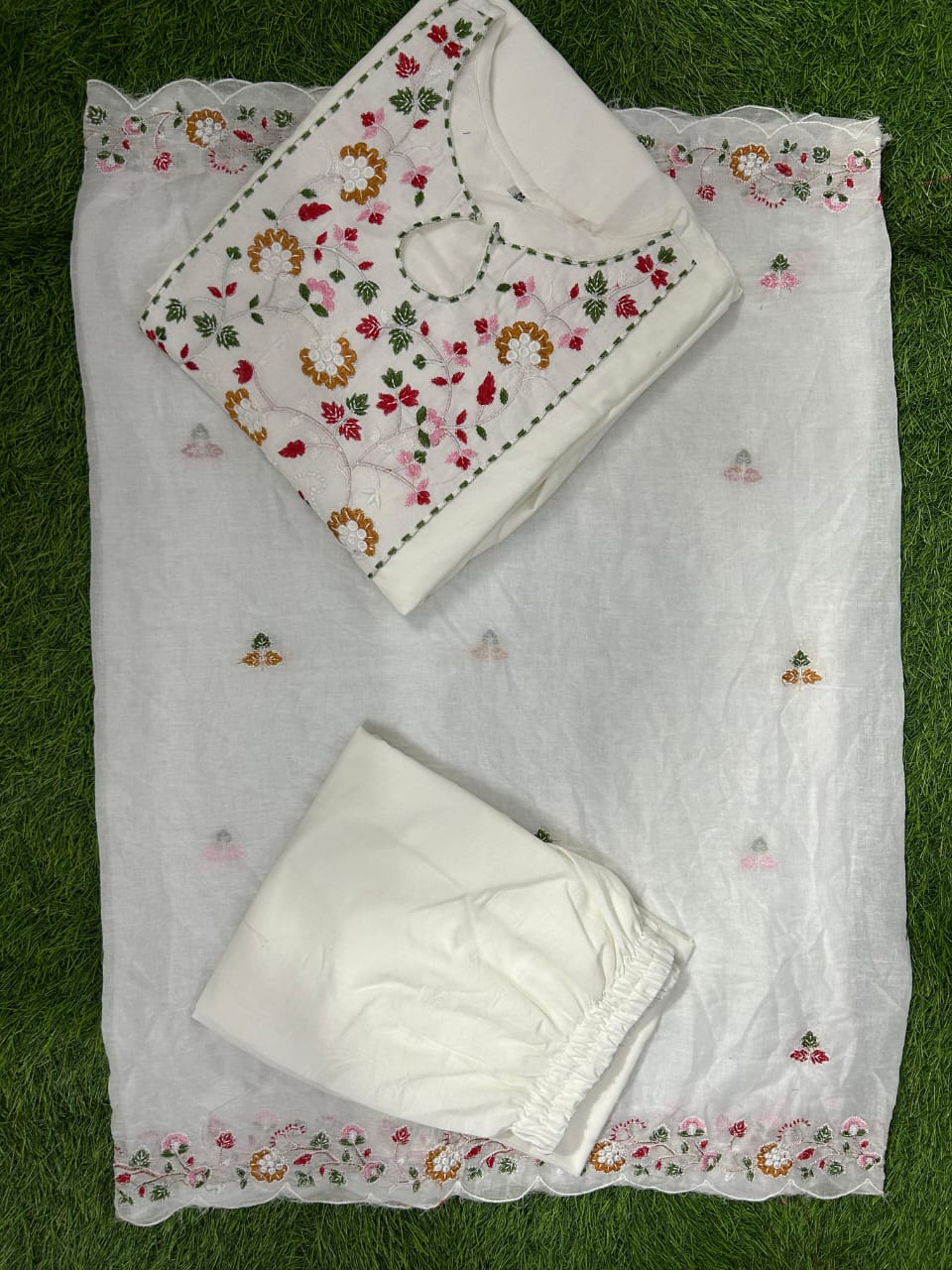 JKM0031 Pure Cotton 60-60 super quality kurta with beautiful emb neck yoke & cotton pant with emb full malmal cotton dupatta.