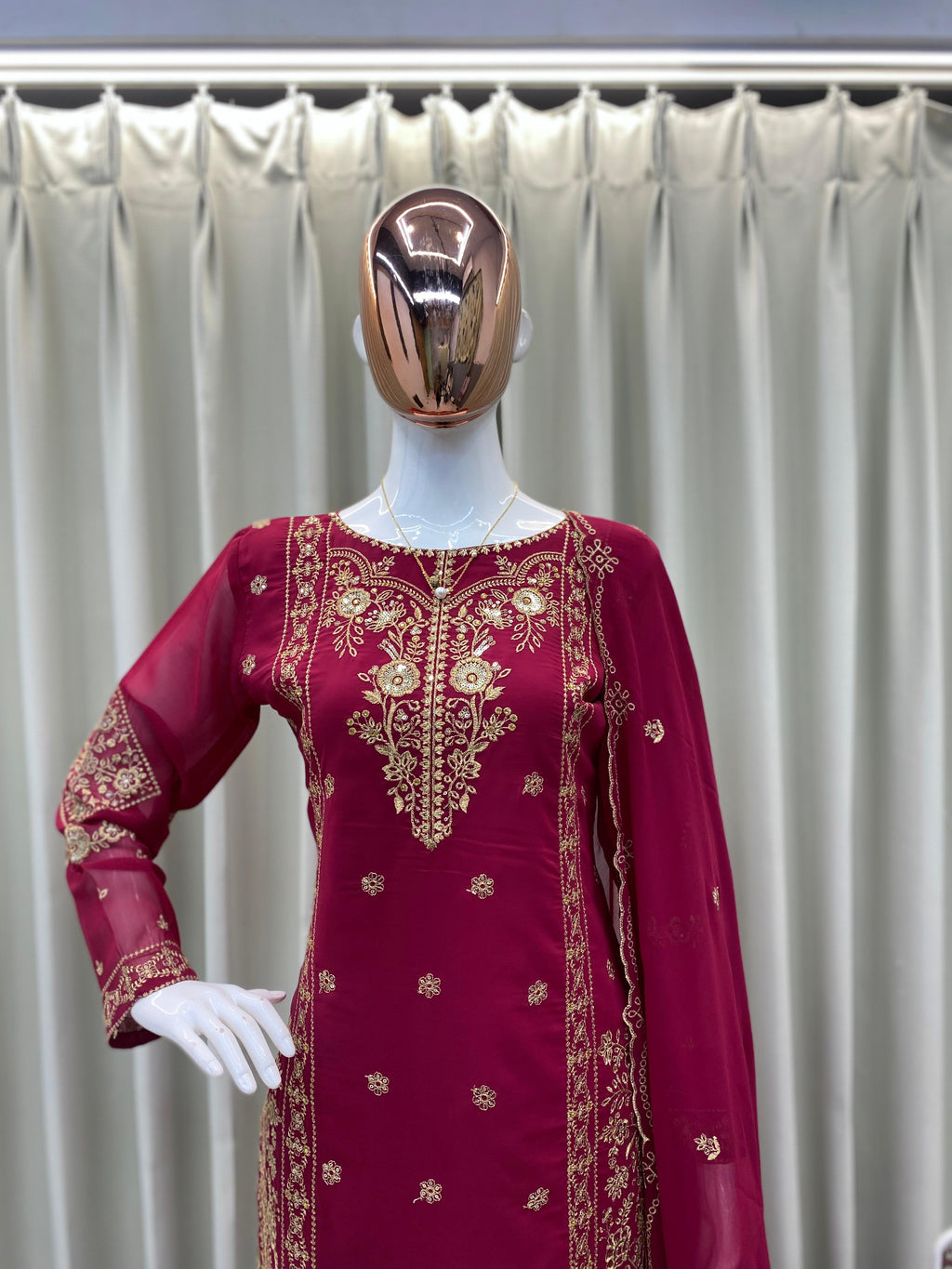 PRD00119 DESIGNER WEAR EXCLUSIVE SUIT IN GEORGETTE FABRIC TOP AND PANT WITH DUPATTA IN SEQUENCE EMBROIDERY