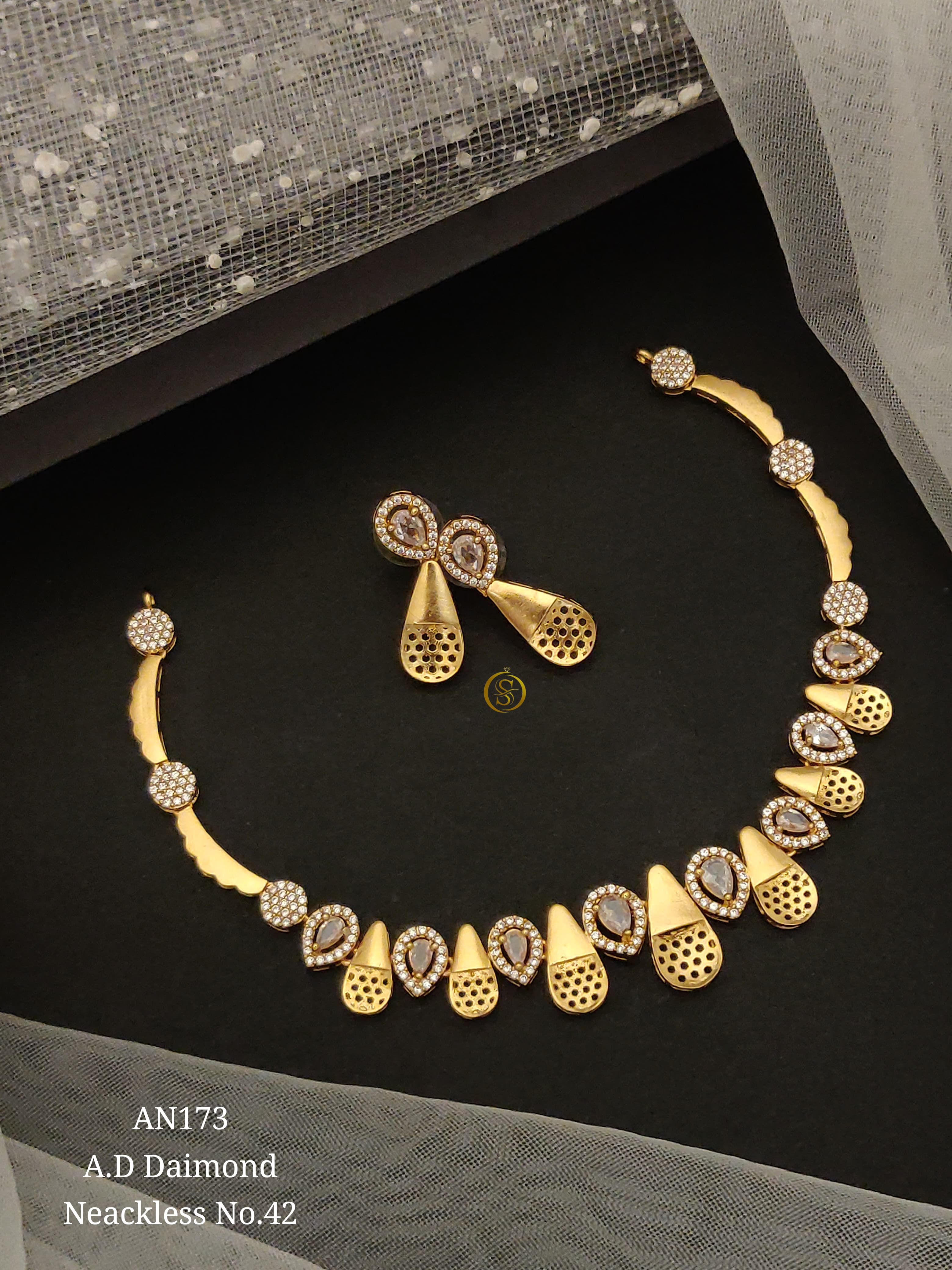 SI0016 PREMIUM QUALITY A.D DIAMOND NECKLACE WITH EARRINGS