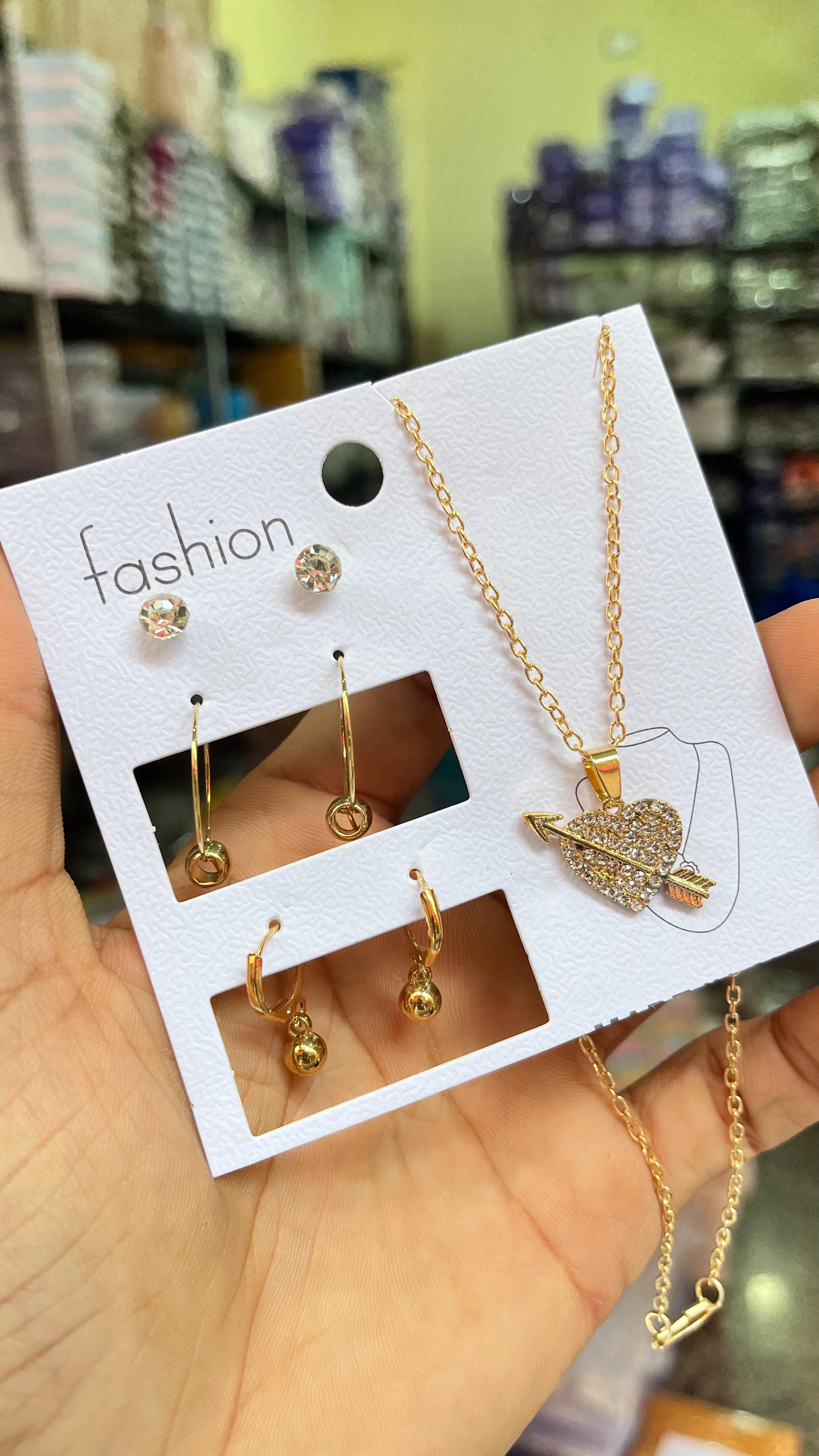 MFJH GOLDEN & STONE CHAIN PENDENT WITH 3 SET EARRINGS COMBO