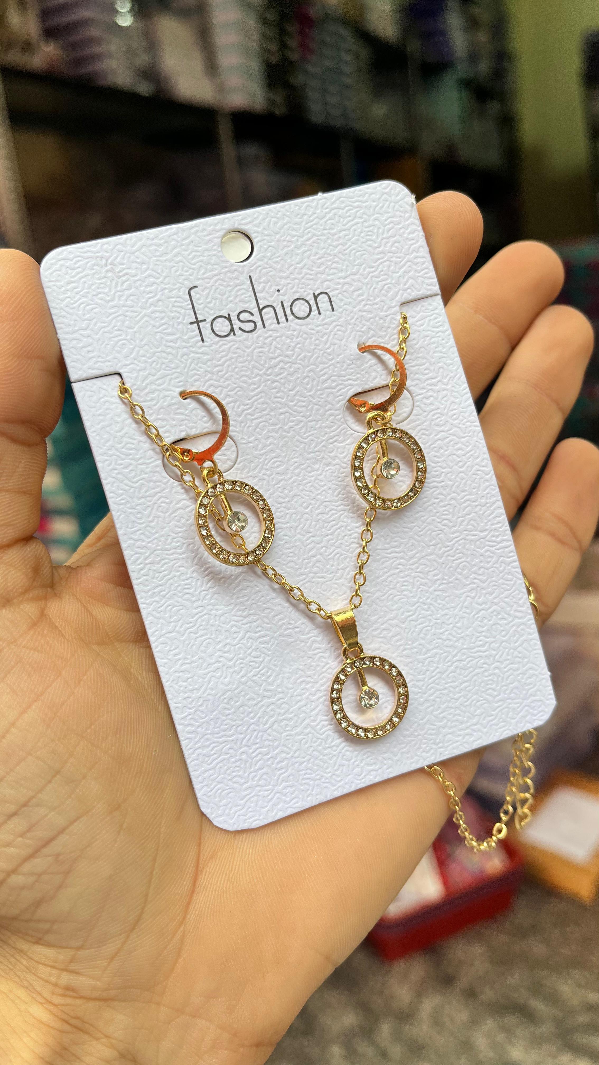 MFJH005 Golden and stone chain with earrings