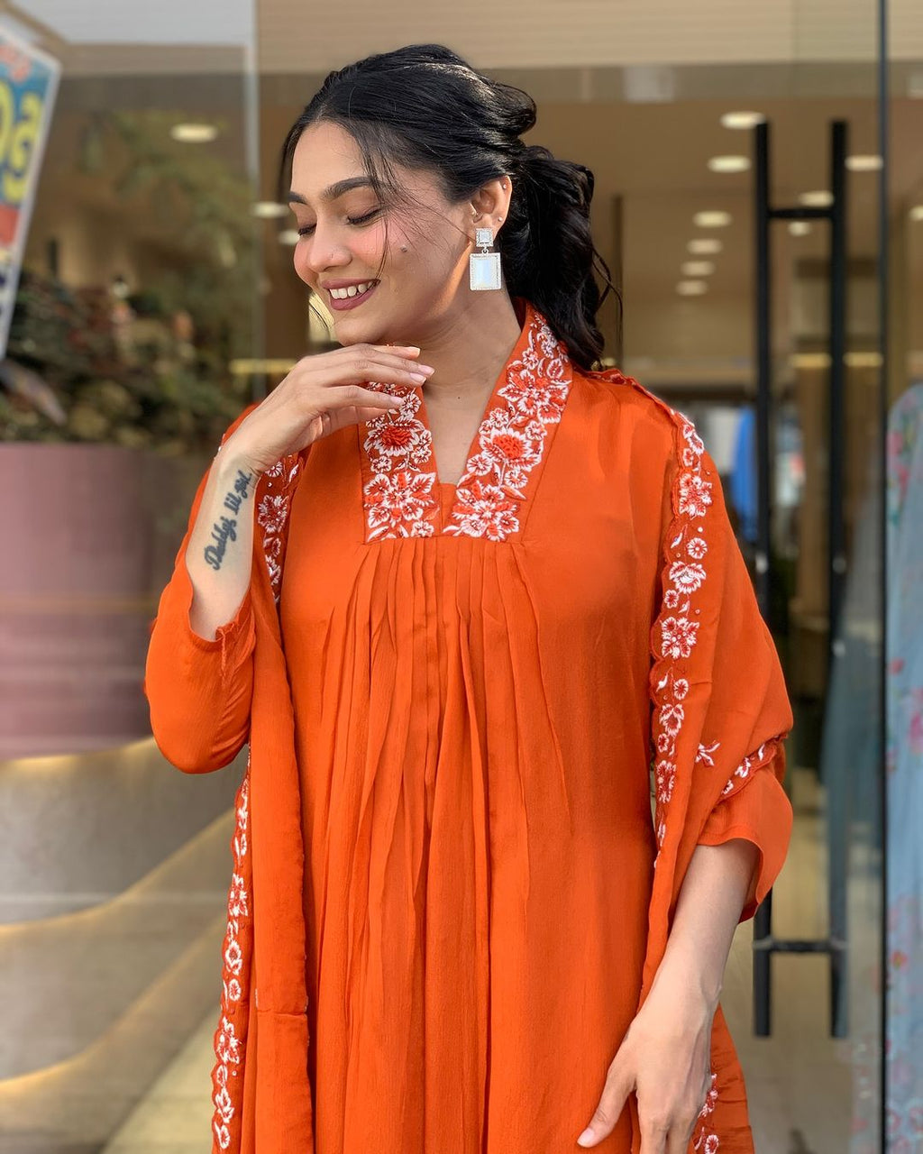 JKM0049 Pure Cotton60-60 super dyeing kurta with beautiful emb neck yoke & cotton pant with emb full malmal cotton dupatta.