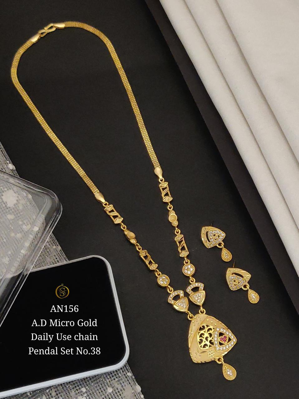 SI0019 A.D MICRO GOLD DAILY USE CHAIN PENDAL SET WITH EARRINGS