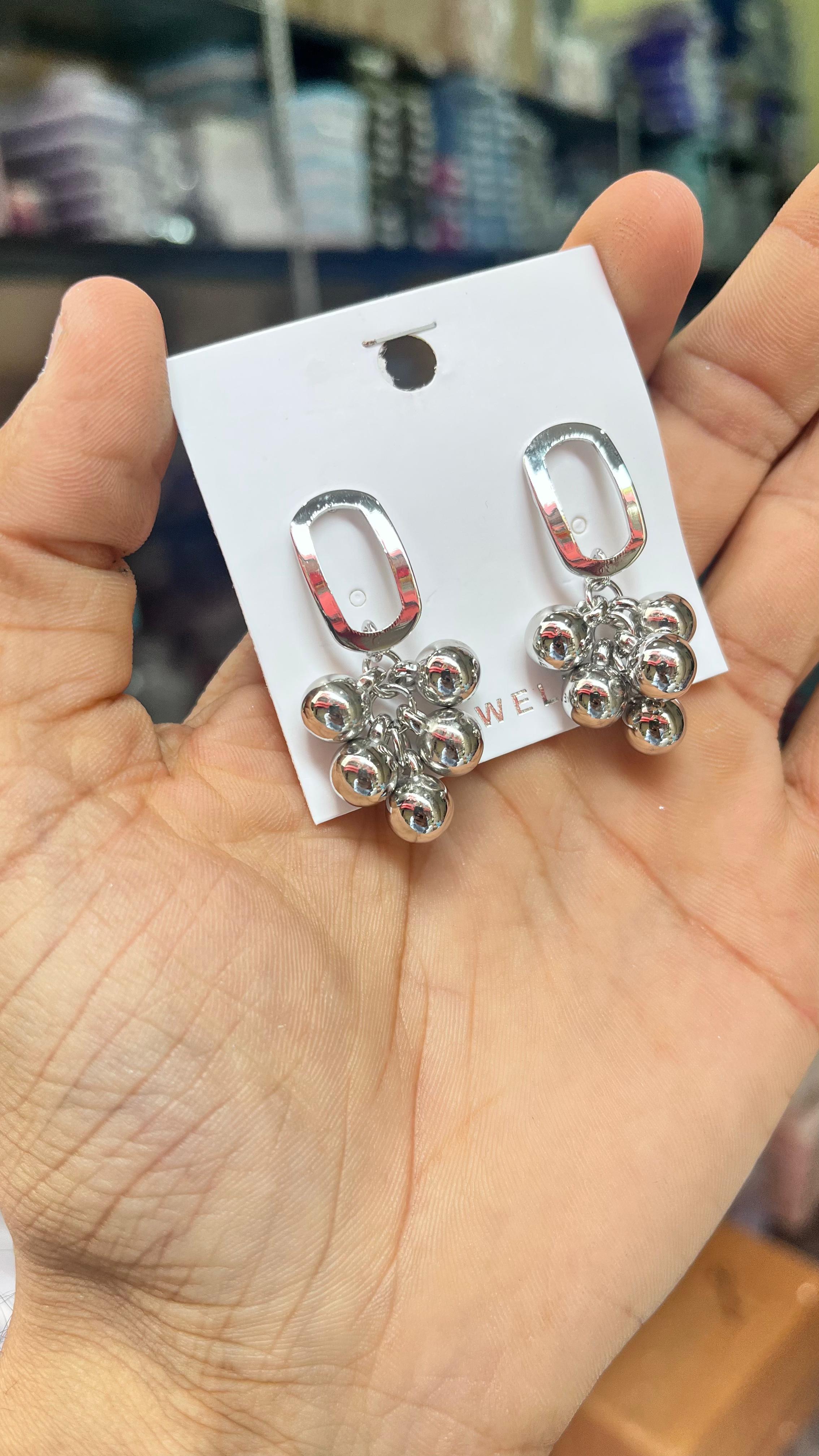 MFJH006 WESTERN STYLISH EARRINGS
