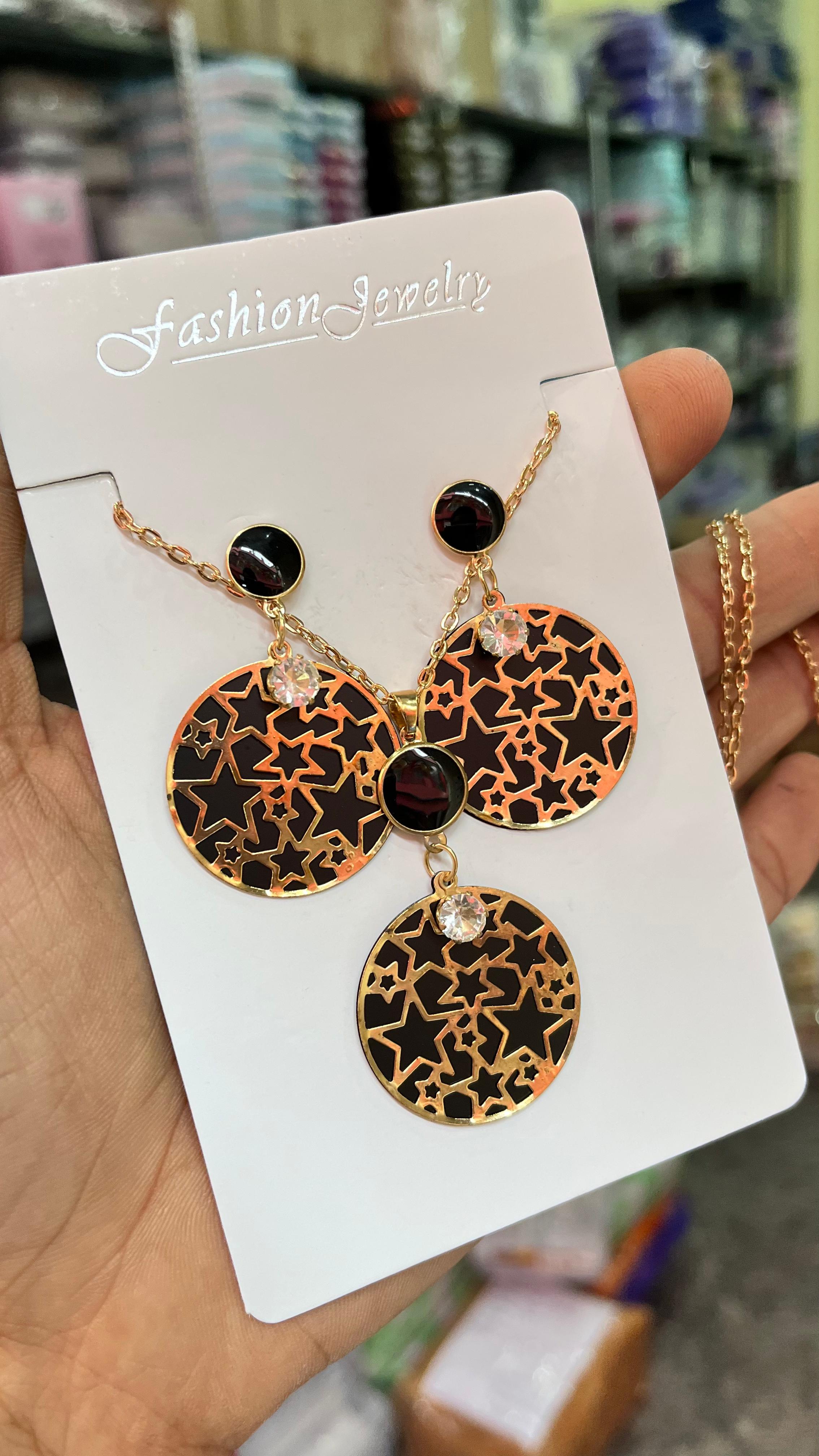 MFJH0020 TRENDY GOLD CHAIN WITH PENDENT