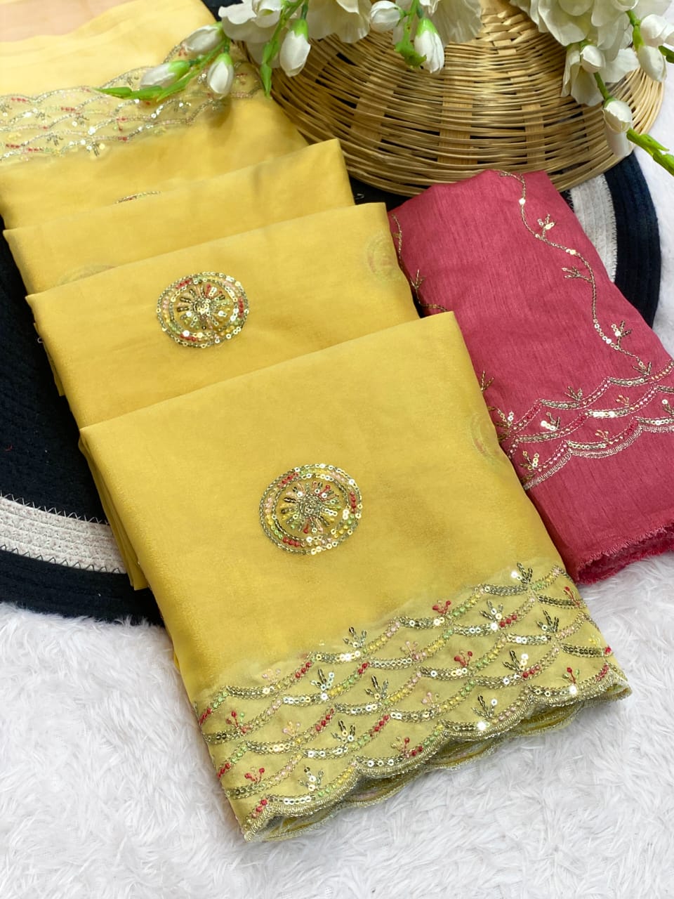 PRD00124 RICH AND ELEGENT PREMIUM GEORGETTE SARI WITH SEQUINS WORK ON BORDER