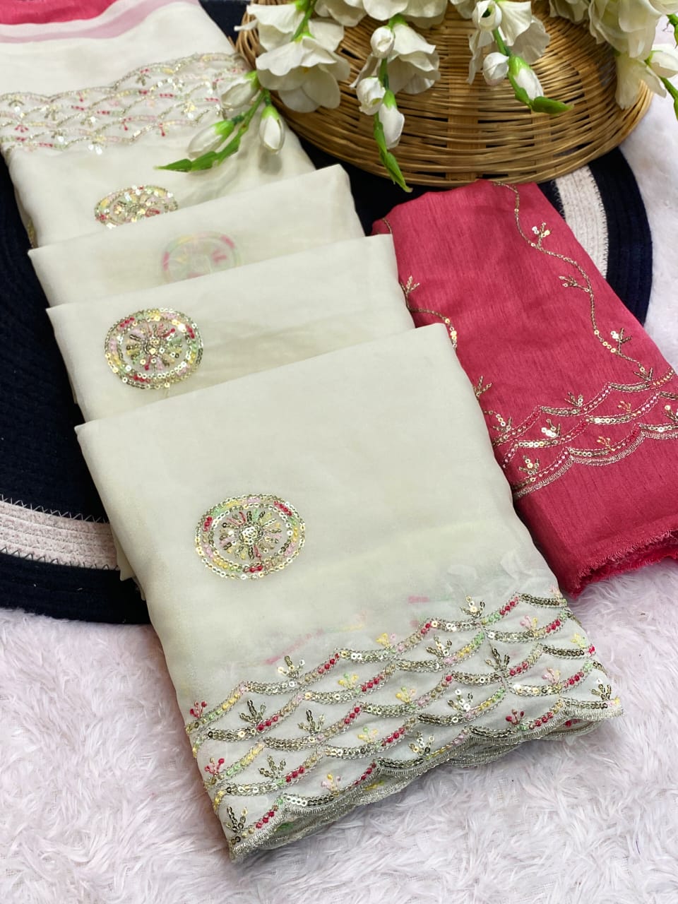 PRD00124 RICH AND ELEGENT PREMIUM GEORGETTE SARI WITH SEQUINS WORK ON BORDER