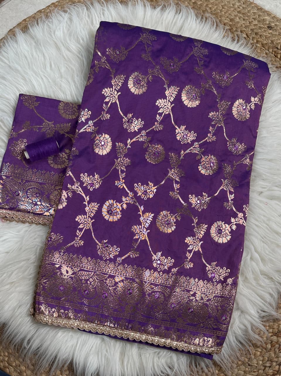 PRD00125 Exquisite Collection of Banarasi silk saree